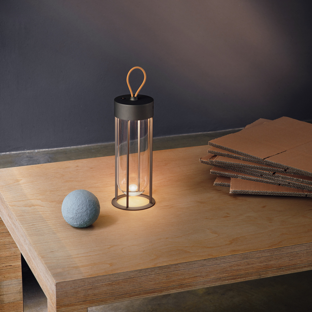 FLOS In Vitro unplugged portable-image