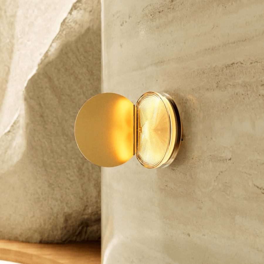 DCWEDITIONS Poudrier wall - mirror-image